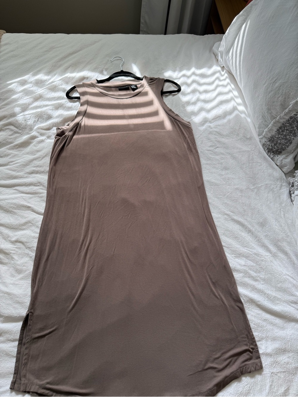 Tahari XL Sleeveless Taupe Midi Shift Dress